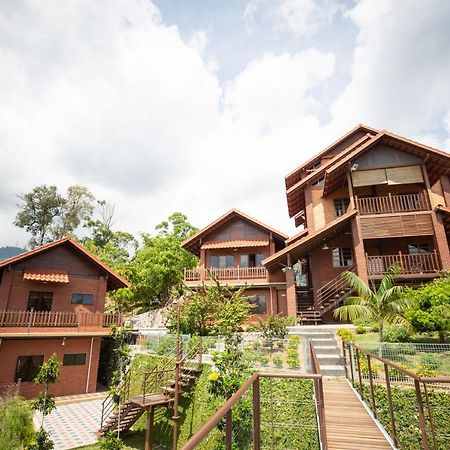 Red House The Garden Stay In Bukit Tinggi By Play Bentong Exteriér fotografie