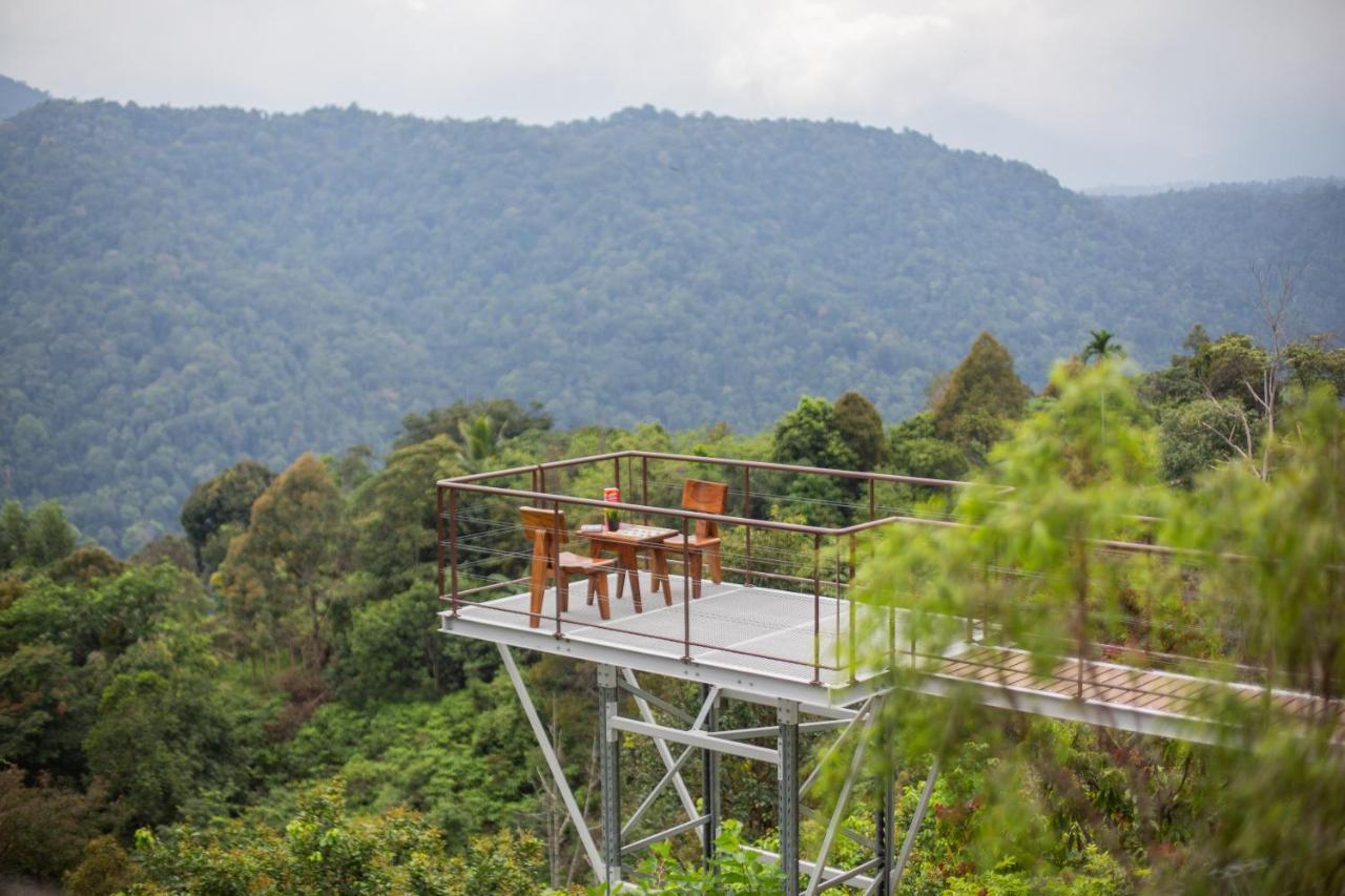 Red House The Garden Stay In Bukit Tinggi By Play Bentong Exteriér fotografie